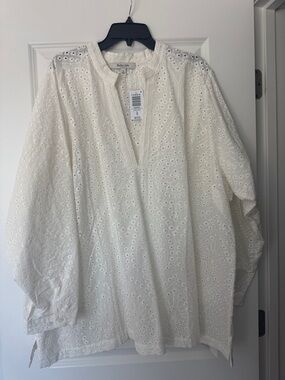 torrid White Eyelet V-Neck Tunic